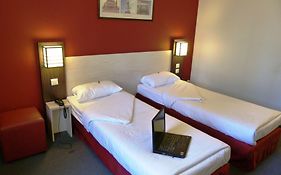 Dc Hotel Charleroi Airport